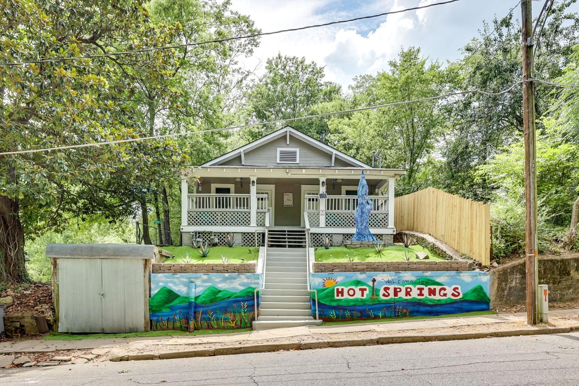 Hot Springs Home With Yard, Walk To Bathhouse Row! エクステリア 写真